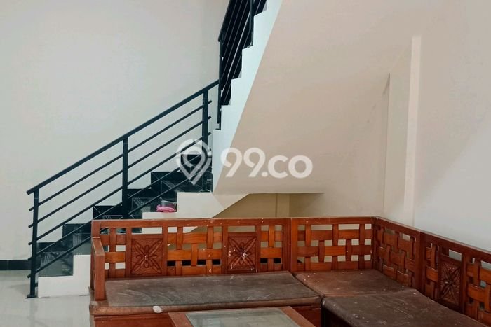 Disewakan! Rumah 3 Kamar Tidur &
3 Kamar Mandi di Tamalanrea Jaya, Makassar Disewakan! Rumah 3 Kamar Tidur &
3 Kamar Mandi di Tamalanrea Jaya, Makassar