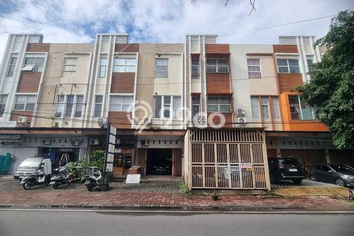 Ruko Premium di Tamalate, Luas 250m2m², Mainroad, Area Bisnis Aktif Ruko Premium di Tamalate, Luas 250m2m², Mainroad, Area Bisnis Aktif