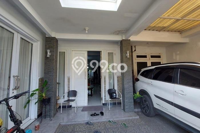 Ready to Use! Premium House LT 229m2 Desain Modern di Pekayon Ready to Use! Premium House LT 229m2 Desain Modern di Pekayon