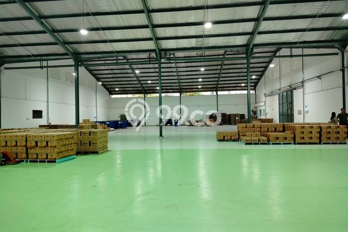 LOKASI STRATEGIS! Pabrik di Sentul, Luas 1500m², Akses Strategis LOKASI STRATEGIS! Pabrik di Sentul, Luas 1500m², Akses Strategis