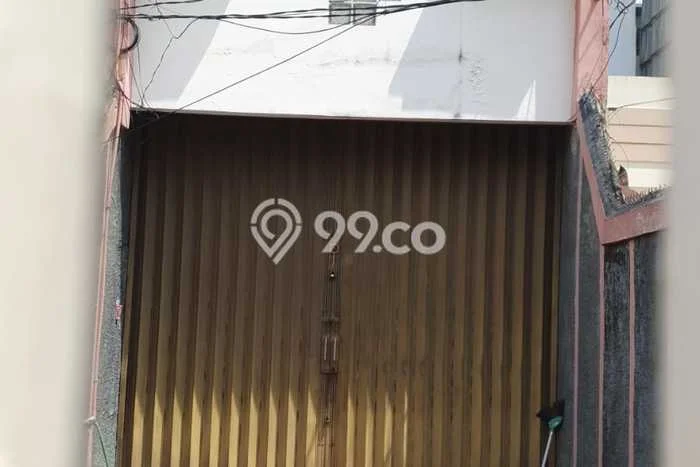 Unit Ruko Dijual di Jakarta Barat LT 132m2 & LB 406m2 Unit Ruko Dijual di Jakarta Barat LT 132m2 & LB 406m2