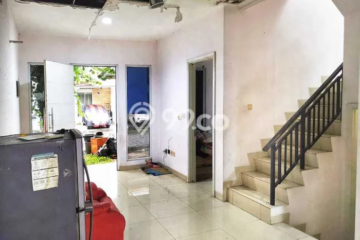 Jual Rumah Eksklusif 3 KT di Green Lake City, Jakarta Barat Jual Rumah Eksklusif 3 KT di Green Lake City, Jakarta Barat
