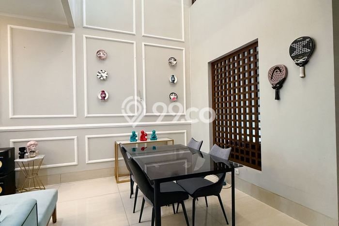 Rumah Elit Modern Siap Huni di Ragunan Jakarta Selatan Rumah Elit Modern Siap Huni di Ragunan Jakarta Selatan