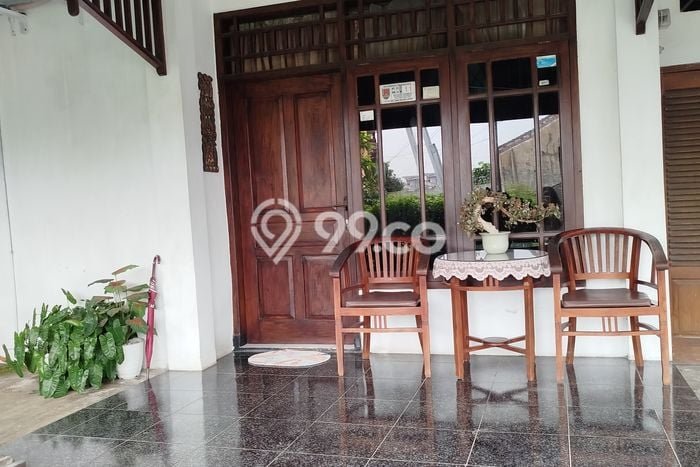 Jual Rumah Eksklusif 3 KT di Bukit Sari, Semarang Jual Rumah Eksklusif 3 KT di Bukit Sari, Semarang