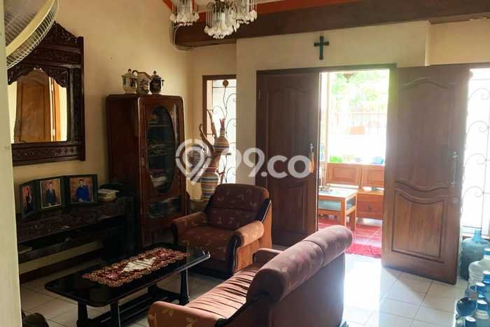 Rumah Elit Modern Siap Huni di pekunden Semarang Rumah Elit Modern Siap Huni di pekunden Semarang