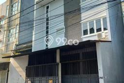 Jual Rumah Favorit Siap Huni LB 260m2 di Tambora, Jakarta Barat Jual Rumah Favorit Siap Huni LB 260m2 di Tambora, Jakarta Barat
