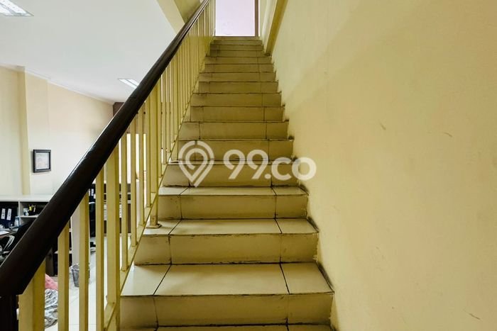 LOKASI STRATEGIS! Ruko di Green Lake City, Luas 472m², Jalan Strategis LOKASI STRATEGIS! Ruko di Green Lake City, Luas 472m², Jalan Strategis
