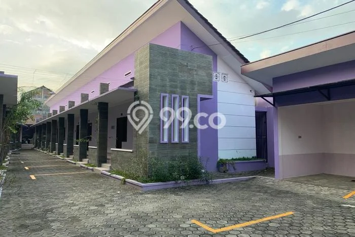 Rumah Elit LB 500m2 Siap Pakai Desain Elegan di Mlatiharjo, Semarang Rumah Elit LB 500m2 Siap Pakai Desain Elegan di Mlatiharjo, Semarang