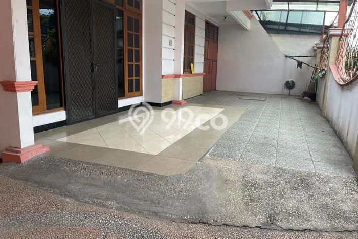 Dijual Rumah Mewah Elegan Dengan View Eksklusif di Srondol, Semarang Dijual Rumah Mewah Elegan Dengan View Eksklusif di Srondol, Semarang