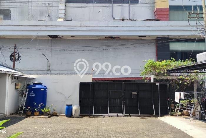 Unit Komersial Dijual di Semarang LT 569m2 & LB 400m2 Unit Komersial Dijual di Semarang LT 569m2 & LB 400m2