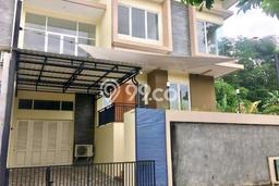Hunian Elit LB 241m2 Siap Huni Desain Elegan di Candi Golf, Semarang Hunian Elit LB 241m2 Siap Huni Desain Elegan di Candi Golf, Semarang