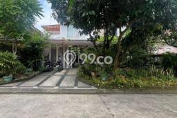 For Sale! Luxury House LT 224m2 Desain Elegan di Sentul City For Sale! Luxury House LT 224m2 Desain Elegan di Sentul City