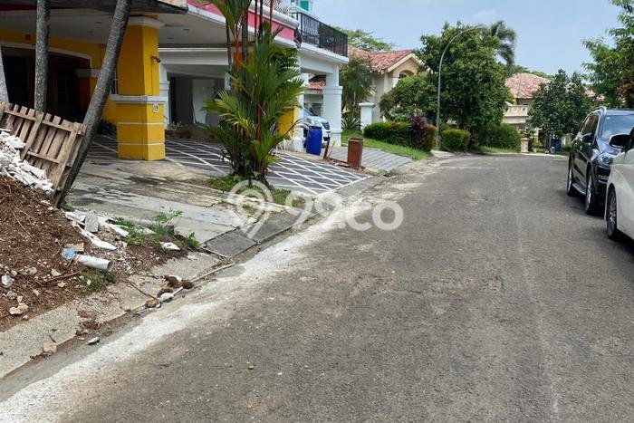 Rumah Luxury Modern Siap Huni di Sentul City Bogor Rumah Luxury Modern Siap Huni di Sentul City Bogor