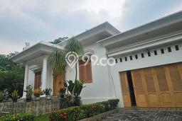 Rumah Luxury Modern Siap Huni di Sentul City Bogor Rumah Luxury Modern Siap Huni di Sentul City Bogor