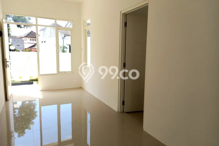 Rumah LT 96m2m² / LB 70m2m² di Lokasi Banyumanik, Semarang Rumah LT 96m2m² / LB 70m2m² di Lokasi Banyumanik, Semarang