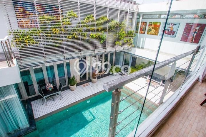 Jual Rumah Luas Megah Dengan View Cantik di Seminyak, Badung Jual Rumah Luas Megah Dengan View Cantik di Seminyak, Badung