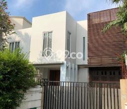 Rumah Luxury Modern Siap Huni di Senopati Jakarta Selatan Rumah Luxury Modern Siap Huni di Senopati Jakarta Selatan