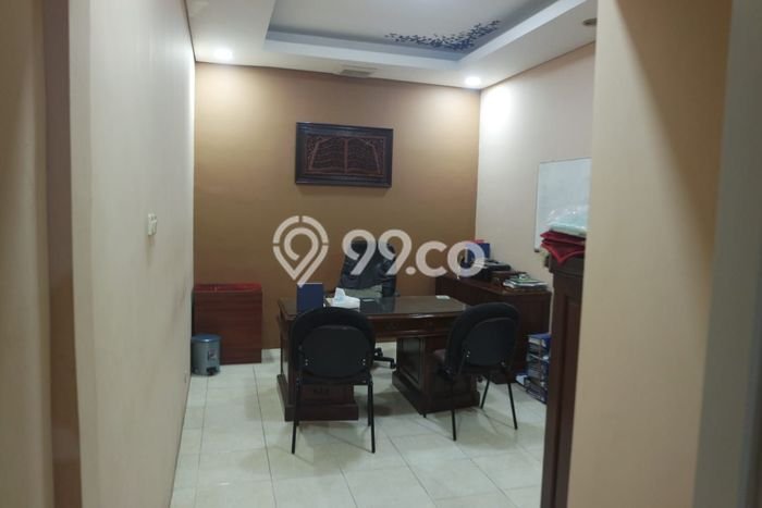 Ruko Dijual di Prime Area Jakarta Selatan Luas 700m2 Ruko Dijual di Prime Area Jakarta Selatan Luas 700m2
