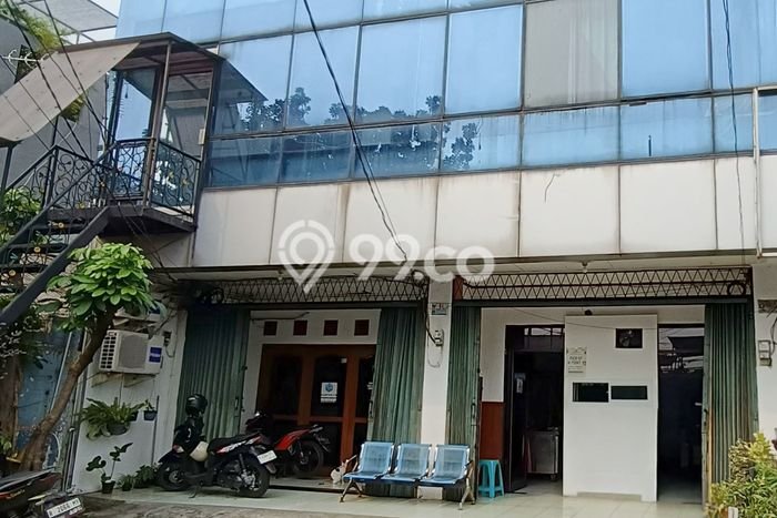 Ruko Dijual di Jakarta Selatan LT 255m2 & LB 500m2 Lokasi Terbaik! Ruko Dijual di Jakarta Selatan LT 255m2 & LB 500m2 Lokasi Terbaik!