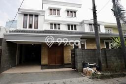 Siap Huni Rumah Mewah 5 Kamar di Cilandak Dekat ke Mana Pun Siap Huni Rumah Mewah 5 Kamar di Cilandak Dekat ke Mana Pun