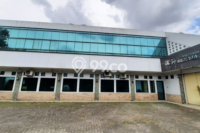 Unit Kantor Dijual di Bandung LT 2176m2 & LB 1980m2 Unit Kantor Dijual di Bandung LT 2176m2 & LB 1980m2