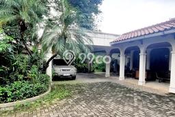Rumah Luxury Modern Siap Huni di Kemang Jakarta Selatan Rumah Luxury Modern Siap Huni di Kemang Jakarta Selatan