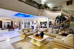 For Sale! Luxury House LT 509m2 Desain Elegan di Mega Kuningan For Sale! Luxury House LT 509m2 Desain Elegan di Mega Kuningan