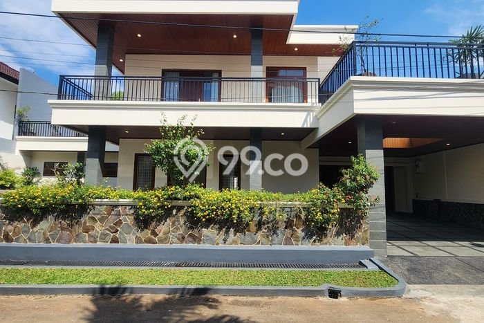 For Sale! Premium House LT 670m2 Desain Elegan di Pejaten For Sale! Premium House LT 670m2 Desain Elegan di Pejaten