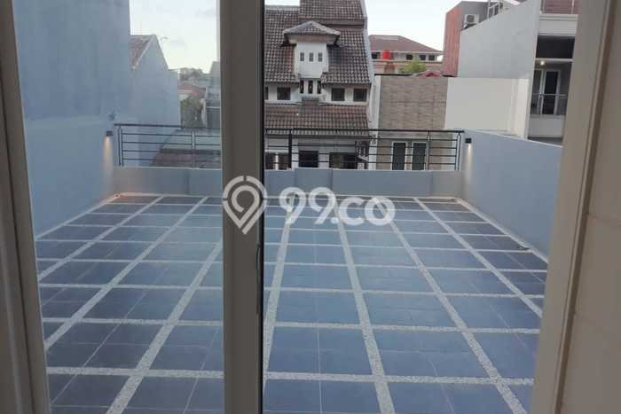 Dijual Rumah Premium dengan Fasilitas Sekitar Lengkap di Kelapa Gading, Jakarta Utara Dijual Rumah Premium dengan Fasilitas Sekitar Lengkap di Kelapa Gading, Jakarta Utara