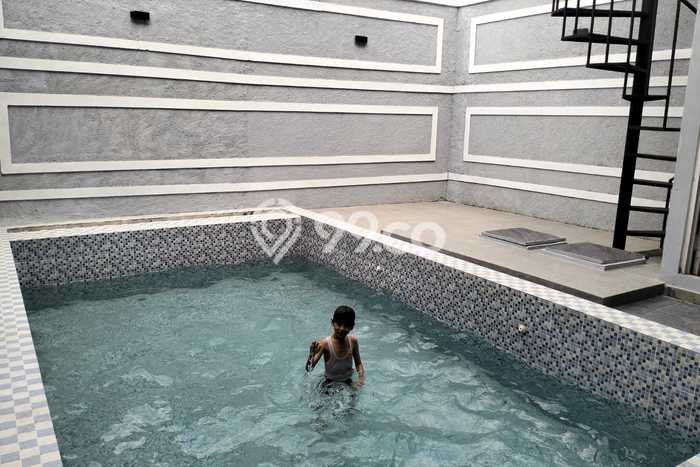Rumah Luas Asri 5 KT Siap Huni di Setu Jakarta Timur Rumah Luas Asri 5 KT Siap Huni di Setu Jakarta Timur