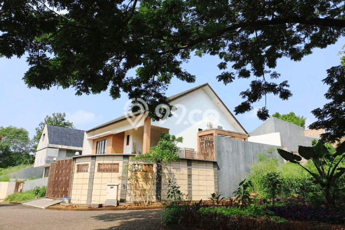 For Sale! Premium House LT 387m2 Desain Elegan di Cinere For Sale! Premium House LT 387m2 Desain Elegan di Cinere