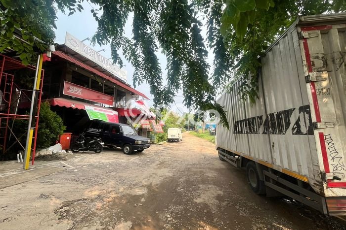 Komersial Dijual di Jakarta Selatan LT 915m2 & LB 600m2 Lokasi Terbaik! Komersial Dijual di Jakarta Selatan LT 915m2 & LB 600m2 Lokasi Terbaik!