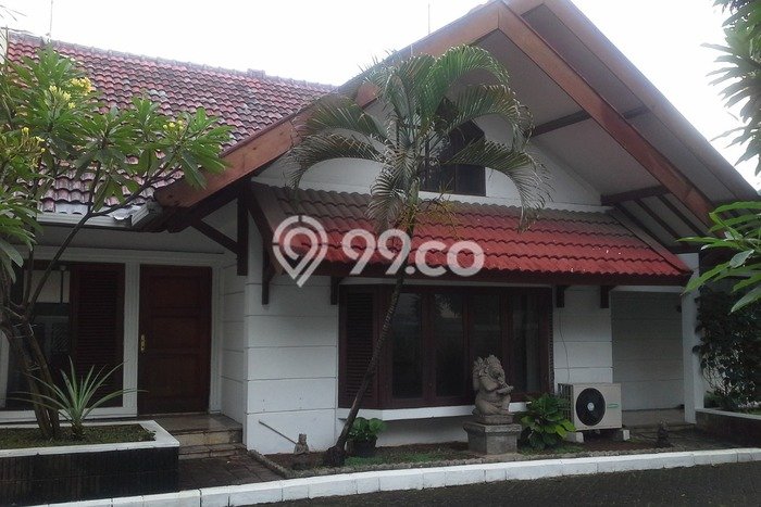 Hunian Mewah LB 400m2 Siap Huni Desain Elegan di Pejaten, Jakarta Selatan Hunian Mewah LB 400m2 Siap Huni Desain Elegan di Pejaten, Jakarta Selatan