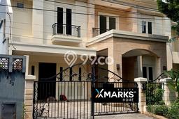 Hunian Kondisi Baik Disewakan di Pondok Indah, Jakarta Selatan LT 483m2, LB 500m2 Hunian Kondisi Baik Disewakan di Pondok Indah, Jakarta Selatan LT 483m2, LB 500m2