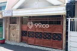 Rumah Strategis Modern Lb 266m2 di Tandes, Surabaya Rumah Strategis Modern Lb 266m2 di Tandes, Surabaya
