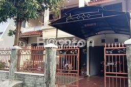 Rumah Elit Modern Tanpa Renovasi di Pondok Kelapa Jakarta Timur Rumah Elit Modern Tanpa Renovasi di Pondok Kelapa Jakarta Timur