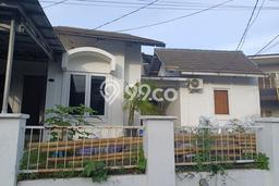 Rumah Modern Minimalis 3 KT Siap Huni di Cimanggis Rumah Modern Minimalis 3 KT Siap Huni di Cimanggis
