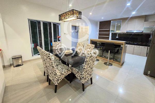 Rumah Elit LB 194m2 Siap Huni Desain Elegan di Batam Centre, Batam Rumah Elit LB 194m2 Siap Huni Desain Elegan di Batam Centre, Batam