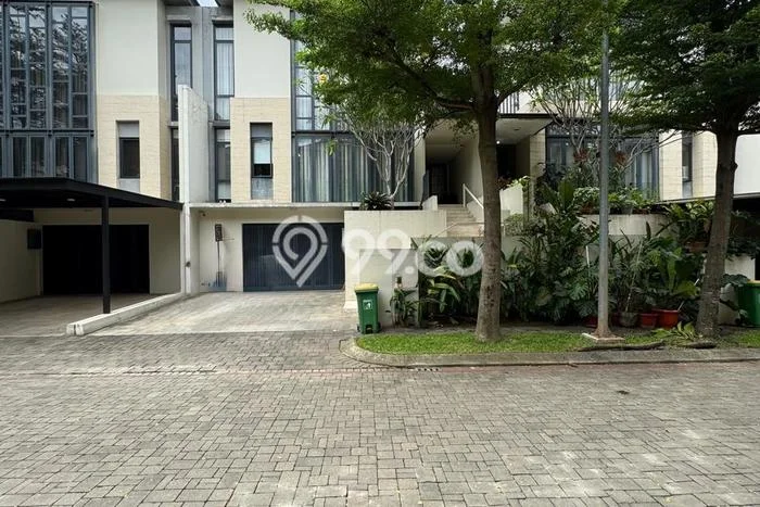 Hunian Mewah Dijual LT 220m2 di BSD, Tangerang Selatan Hunian Mewah Dijual LT 220m2 di BSD, Tangerang Selatan