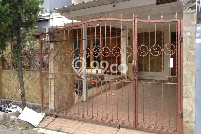 Rumah Strategis Minimalis Lb 150m2 di Kebon Jeruk, Jakarta Barat Rumah Strategis Minimalis Lb 150m2 di Kebon Jeruk, Jakarta Barat