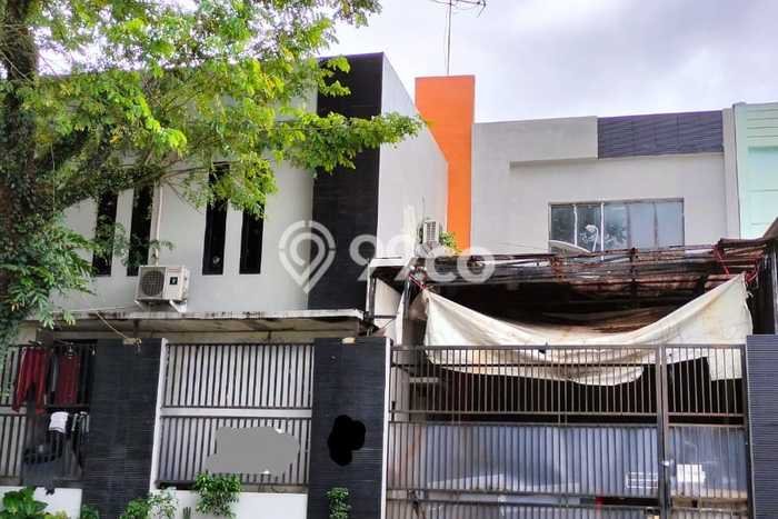 Unit Gudang Dijual di BSD Tangerang Selatan Luas Tanah 444m2, Luas Bangunan 775m2 Unit Gudang Dijual di BSD Tangerang Selatan Luas Tanah 444m2, Luas Bangunan 775m2