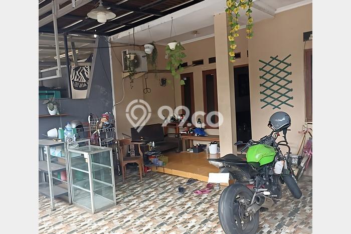 Jual Rumah Bagus Siap Huni LB 85m2 di Ciputat, Tangerang Selatan Jual Rumah Bagus Siap Huni LB 85m2 di Ciputat, Tangerang Selatan
