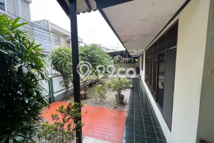 Rumah Elit LB 420m2 Siap Pakai Desain Elegan di Tomang, Jakarta Barat Rumah Elit LB 420m2 Siap Pakai Desain Elegan di Tomang, Jakarta Barat