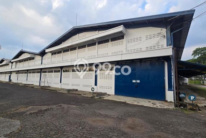 Gudang di Kutawaringin, Luas 5.0452e+08m², Lokasi Strategis Gudang di Kutawaringin, Luas 5.0452e+08m², Lokasi Strategis