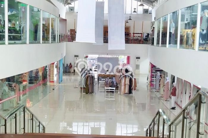 Komersial Strategis Kawasan Buah Batu, Luas 3170m², Jalan Utama, Berkembang Komersial Strategis Kawasan Buah Batu, Luas 3170m², Jalan Utama, Berkembang