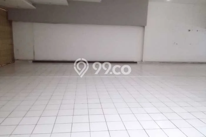 Disewakan Ruko di Kawasan Ramai Cihampelas Luas 300m2 Disewakan Ruko di Kawasan Ramai Cihampelas Luas 300m2