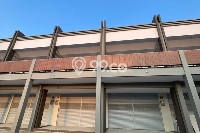 Ruko Strategis di Kota Baru Parahyangan, Luas 139m², Jalan Utama, Area Bisnis Aktif Ruko Strategis di Kota Baru Parahyangan, Luas 139m², Jalan Utama, Area Bisnis Aktif