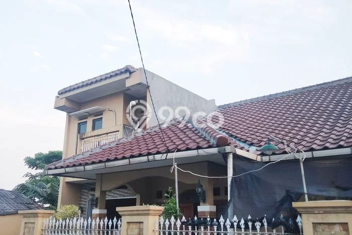 Jual Rumah Mewah Elegan Dengan View Eksklusif di Mekarsari, Depok Jual Rumah Mewah Elegan Dengan View Eksklusif di Mekarsari, Depok