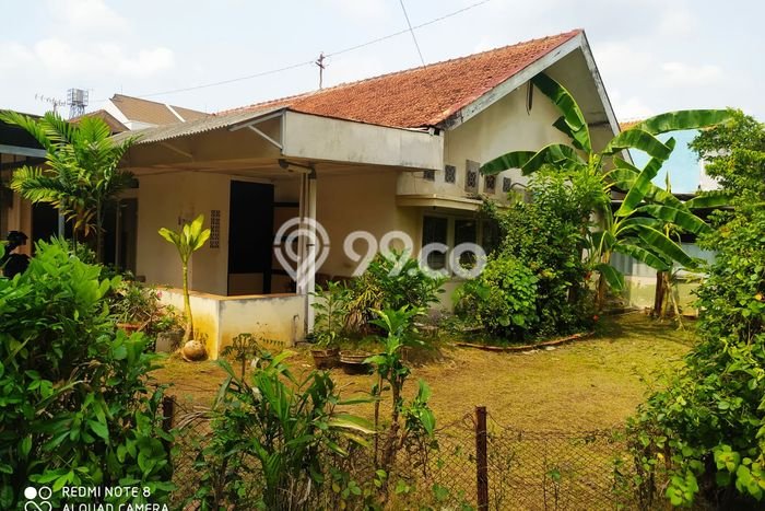 SPECIAL OFFER! Rumah Asri area , LT 564m2m² LB 350m2m² SPECIAL OFFER! Rumah Asri area , LT 564m2m² LB 350m2m²