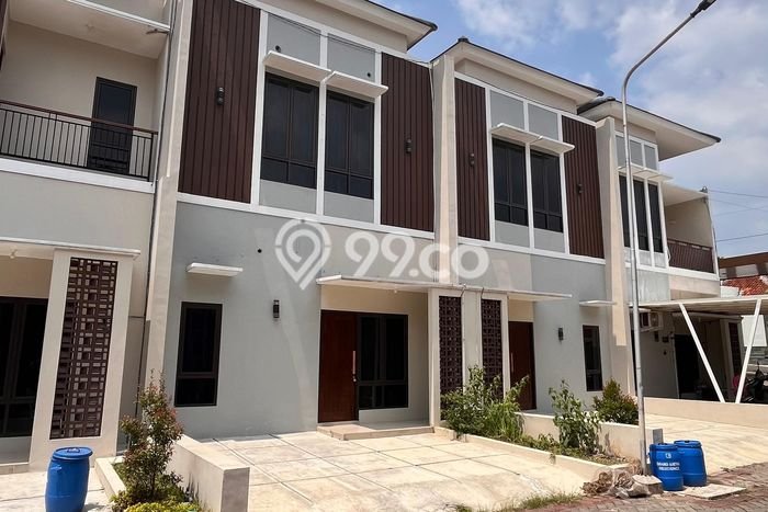 Rumah Strategis Modern Lb 70m2 di Banyumanik, Semarang Rumah Strategis Modern Lb 70m2 di Banyumanik, Semarang